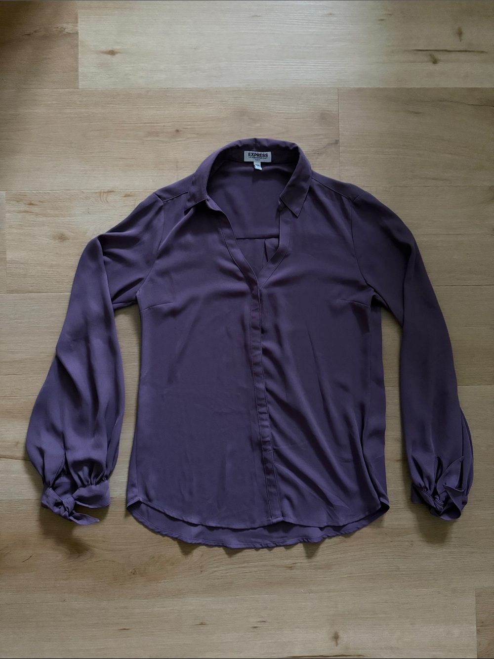 Express Purple Button-Front V-Neck Blouse